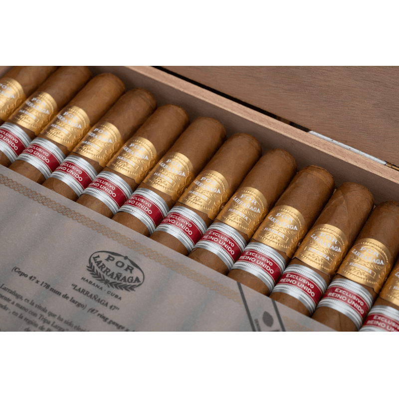 Por Larrañaga Larrañaga 47 UK Regional Exclusive - Exclusivo Reino Unido - Cigar - The Smoking Jacket