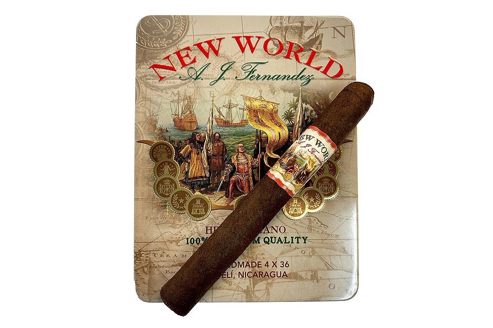 AJ Fernandez New World Oscuro Petit Corona Box of 5 - The Smoking Jacket